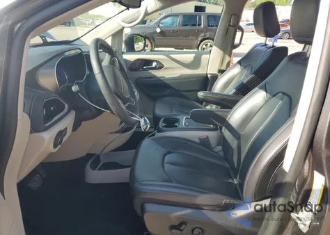 2023 Chrysler Pacifica Hybrid Touring L z USA, uszkodzony, nr VIN 2C4RC1L77PR541141